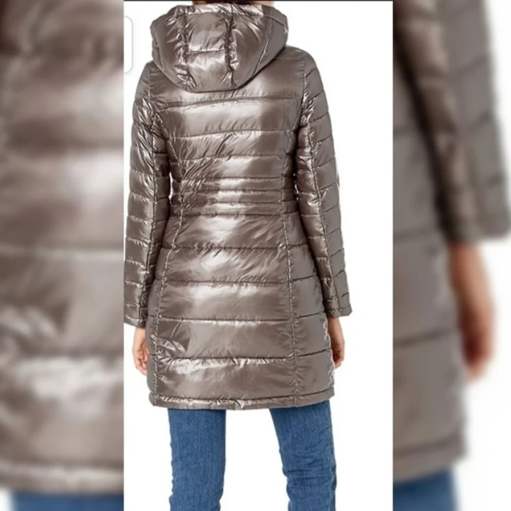 Andrew Marc | Women's silver puffer coat jacket - Picture 10 of 10